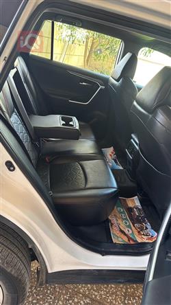 تويوتا راف 4